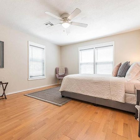 Escape To A Restored 1920S East Waco Bungalow מראה חיצוני תמונה